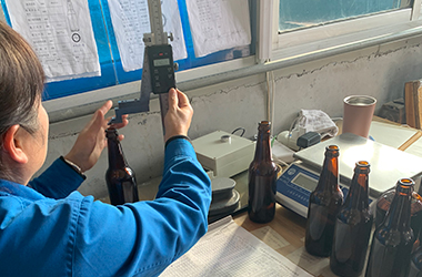 chai thủy tinh số lượng lớn qc